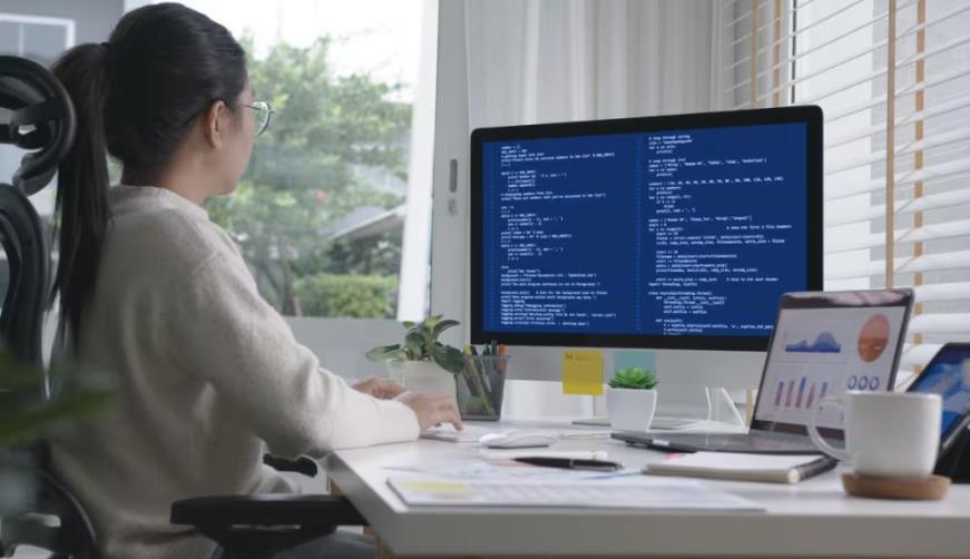 邵阳企业数字化解决方案：机器学习赋能商业模式升级的核心路径